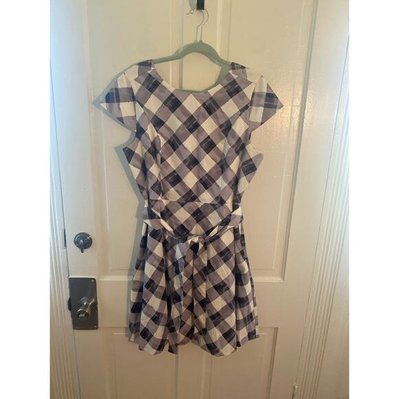 Isaac Mizrahi LIVE! Dresses & Skirts - Women Isaac Mizrahi Live Dress and Topper Jacket Size 12 Gray and White Pockets